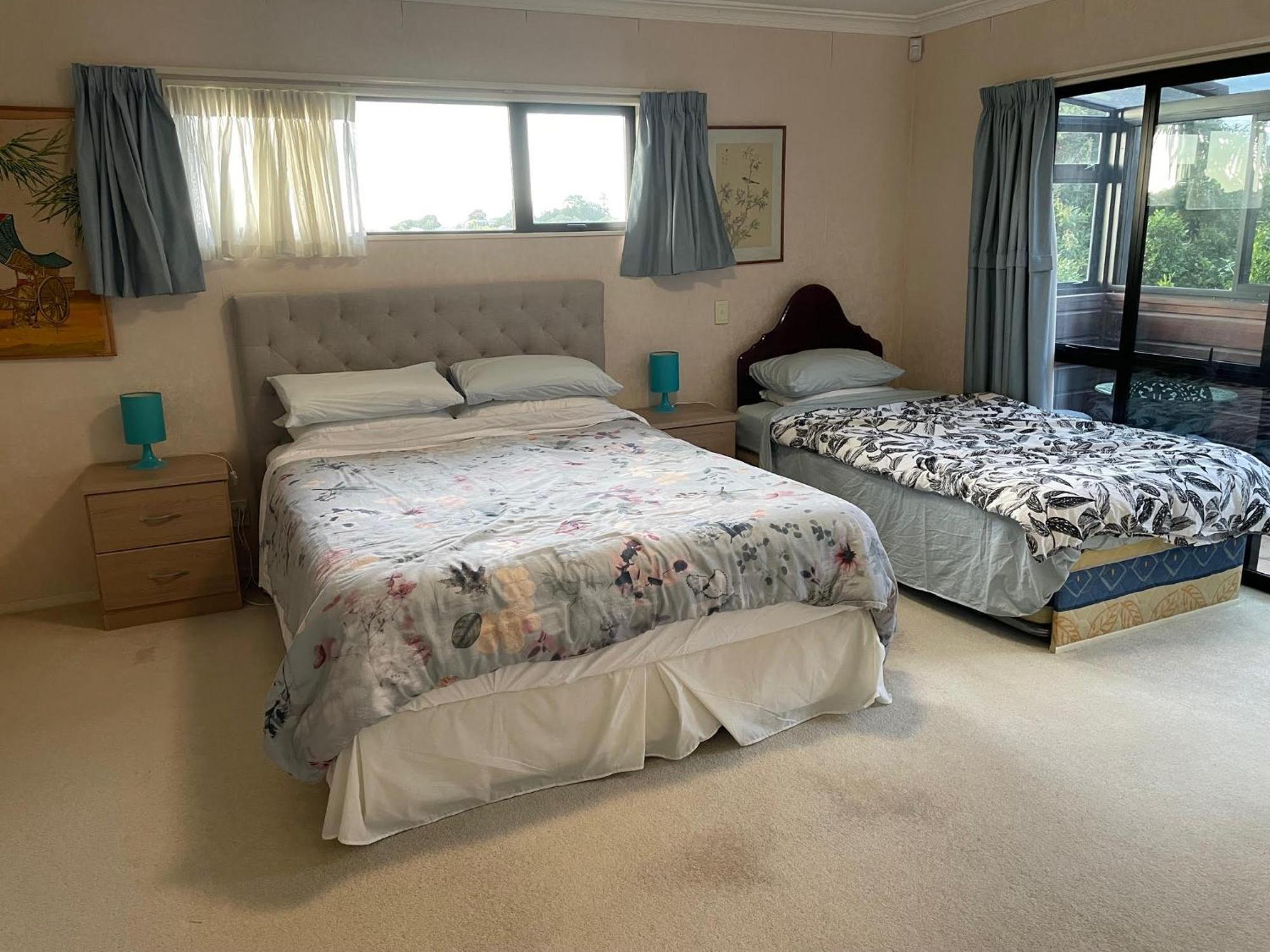Rooms In An Epsom House Оукланд Екстериор снимка